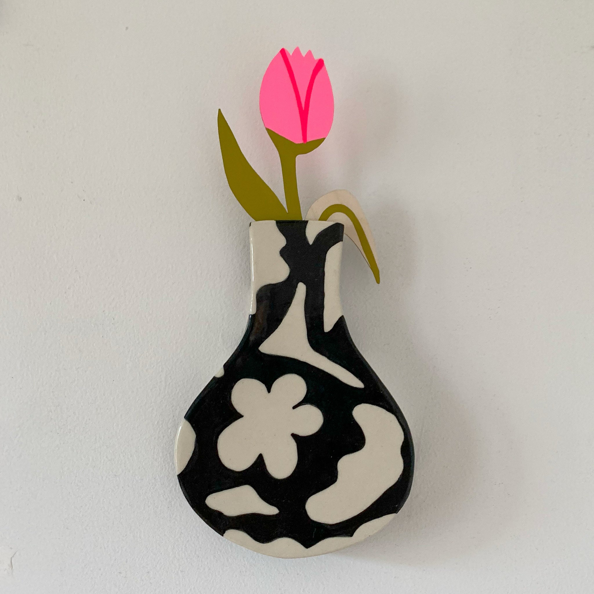 Inverse Shape Wall Vase